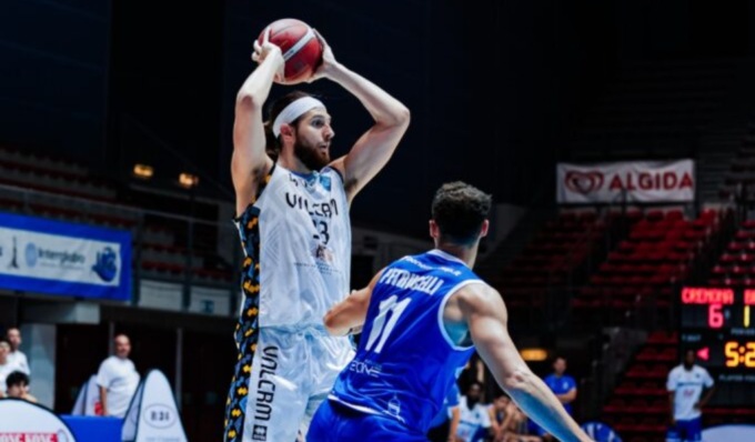 Vanoli Cremona sconfitta da Brescia al primo B24 Hong Kong Trophy 77-79