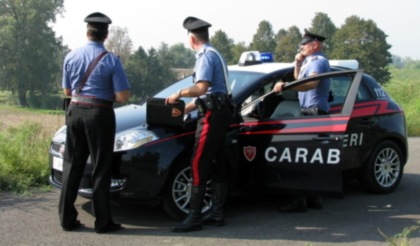 Crema, lite nel parcheggio degenera: giovane accoltellato