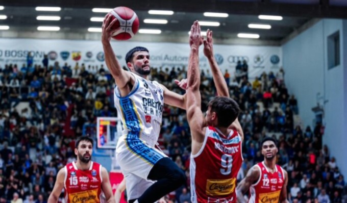 La Vanoli Cremona si impone sulla Carpegna Prosciutto Pesaro 96-69