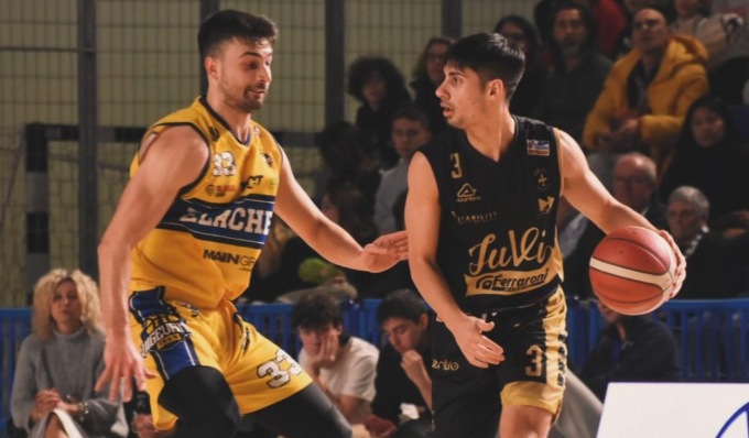 La Juvi Ferraroni cede 84-75 al PalaElachem di Vigevano