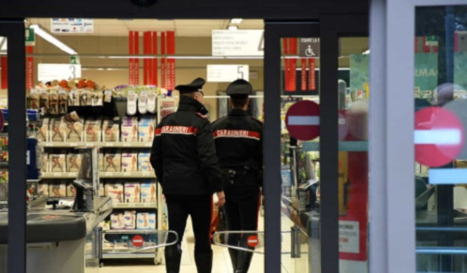 Furti nei supermercati a Soresina, Pizzighettone e nel Lodigiano: presa coppia di giovani ladri seriali
