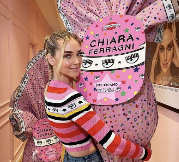 La Procura indaga anche sulle uova di Pasqua griffate Ferragni, l’influencer manca sui social da cinque giorni