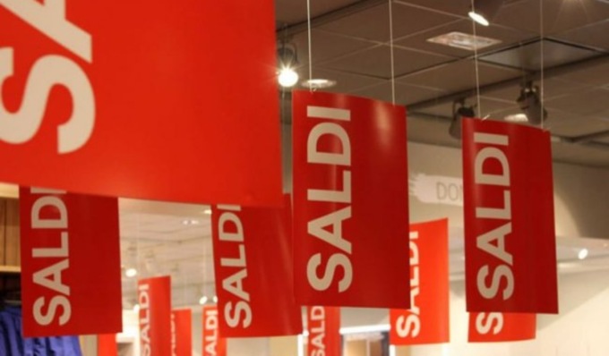 Saldi invernali 2024: quando iniziano a Cremona e provincia e i consigli per evitare fregature