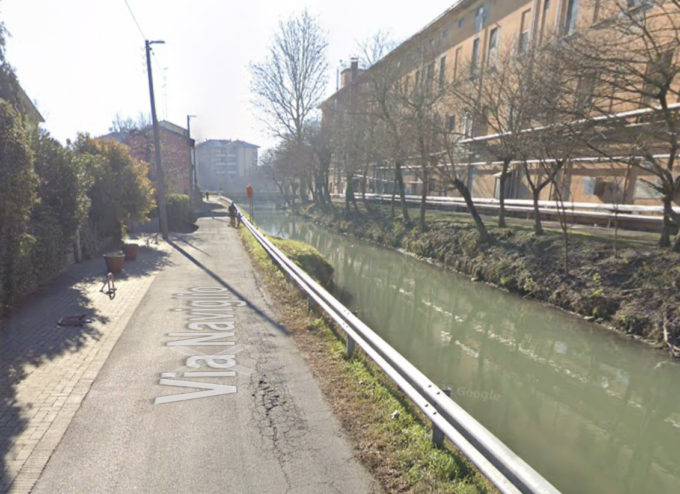 Aggredisce e deruba un 88enne a Cremona, rintracciato grazie al giubbotto che indossava