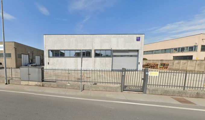 Cade da una scala, operaio 25enne in ospedale in elisoccorso dopo volo di 3 metri