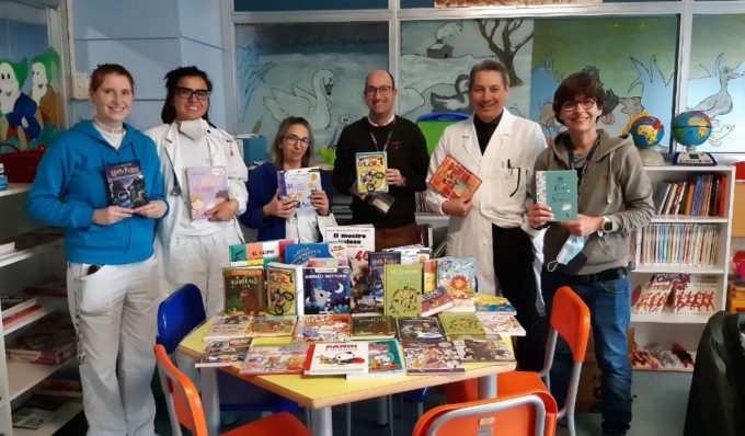 Tanti libri in dono alla Pediatria dell’Ospedale di Cremona