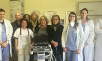 Donazione alla Pneumologia dell'Ospedale di Cremona: "Per non dimenticare chi si è preso cura di noi"