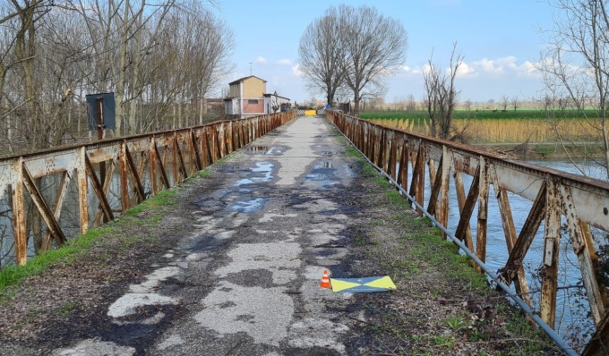 Maxi controlli al ponte di Calvatone: presto la decisione sul destino dell’antico manufatto