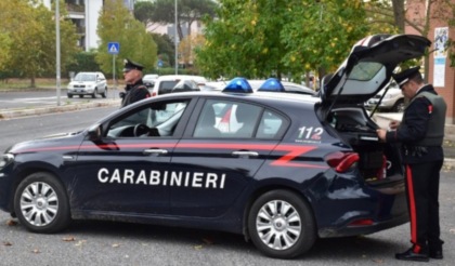 Manovre azzardate alla guida dell’auto, trovato con tasso quattro volte oltre il limite