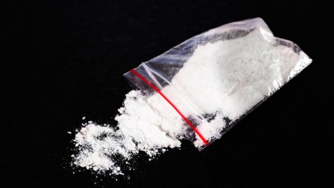 Nascondeva 0,9 grammi di cocaina, 35enne nei guai