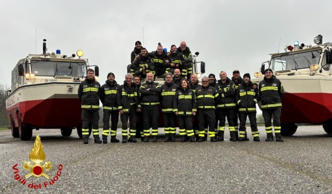 Vigili del Fuoco, concluso il corso per conduzione mezzi anfibi