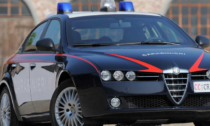 Fermato dai Carabinieri consegna l'hashish e la cocaina in suo possesso: 51enne nei guai