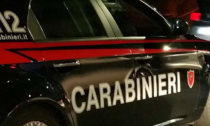 Pattuglia dei Carabinieri si schianta durante l'Inseguimento dell'auto dei truffatori