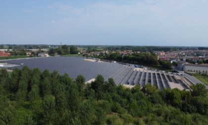 Nuovo parco fotovoltaico a Isola Dovarese, oltre 5 mila pannelli per la produzione di 5,5 milioni di kWh/anno di energia pulita