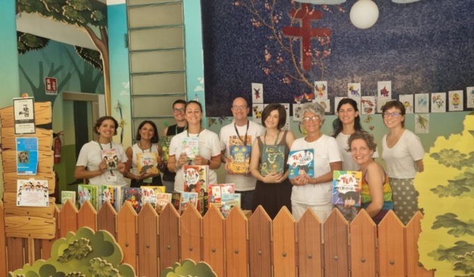 Libri, fumetti e album da colorare donati alla Neuropsichiatria infantile dell’Ospedale di Cremona