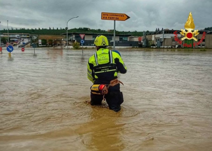 Anche i Vigili del Fuoco di Cremona in supporto per l’emergenza in Emilia-Romagna