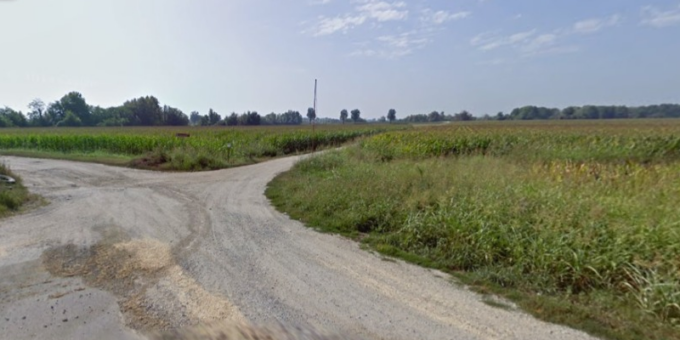 Rimane incastrato mentre sistema la fresa del mezzo agricolo, 30enne finisce in ospedale