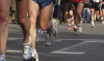 Mezza Maratona di Cremona, oltre duemila partecipanti: vincono Patrick Francia e Giovanna Epis