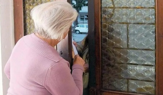 Truffe agli anziani, 208 episodi accertati: smantellata rete criminale composta da 48 persone