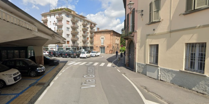 Anziana 84enne investita sulle strisce pedonali, trasportata in ospedale