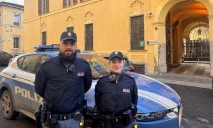 Due agenti della Polizia salvano la vita a un 50enne colto da arresto cardiaco