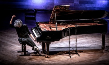 “Piano Solo Tour”, il Maestro Giovanni Allevi al Teatro Ponchielli sabato 11 gennaio