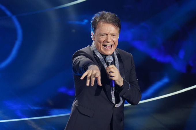 Massimo Ranieri al Ponchielli di Cremona con lo show “Tutti i sogni ancora in volo”