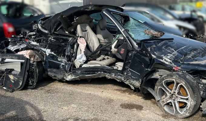 L’auto finì fuori strada e il passeggero perse la vita, 31enne denunciata per omicidio stradale