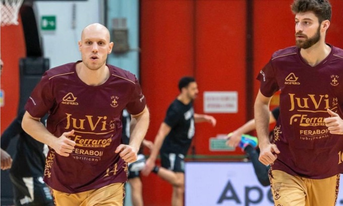Juvi Ferraroni resiste, ma l’Apu Udine vince con autorità 79-68