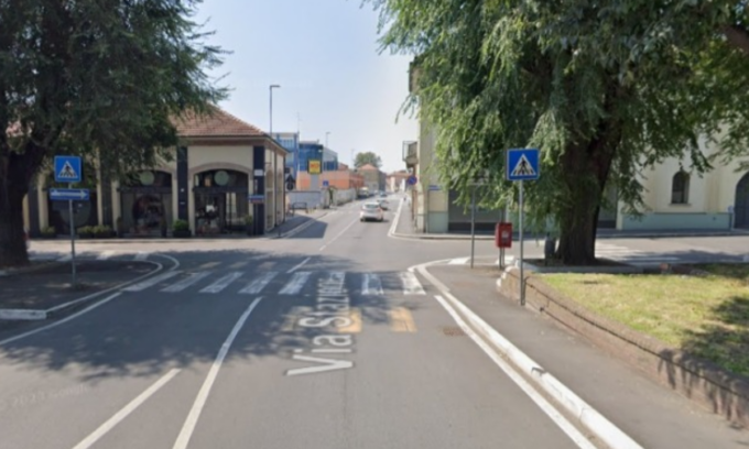 Investito mentre attraversava sulle strisce pedonali, 33enne trasportato in ospedale