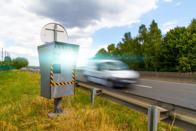Autovelox, divieti di sosta & Co: Cremona tra le città con meno multe in Lombardia