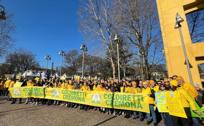 UE, anche agricoltori cremonesi tra i 20mila in piazza a Parma per difendere la salute di tutti