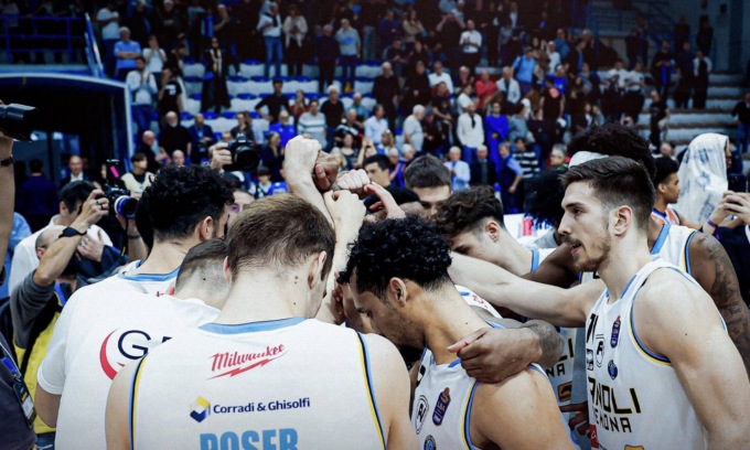 La Vanoli Cremona travolge Treviso 94-77 e resta in corsa per la salvezza