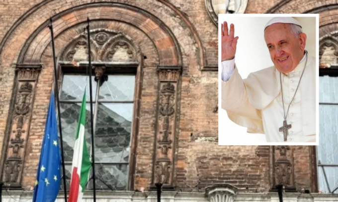 Bandiere a mezz’asta su Palazzo Comunale, il messaggio del sindaco Andrea Virgilio