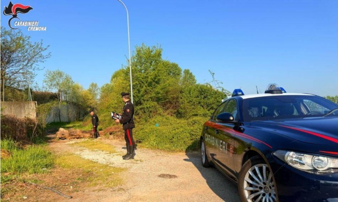Blitz nel bosco dello spaccio, arrestato un 25enne a Monte Cremasco