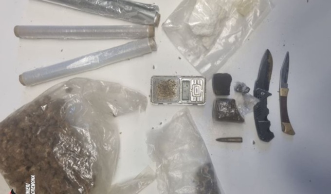 Sequestro di droga a Cremona: in casa anche munizioni da guerra