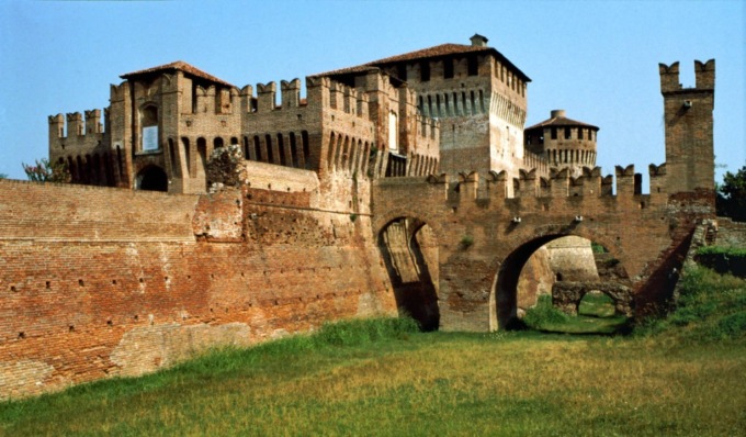 Capitale Italiana del libro 2026: tra le 11 città in corsa per il titolo c’è anche Soncino
