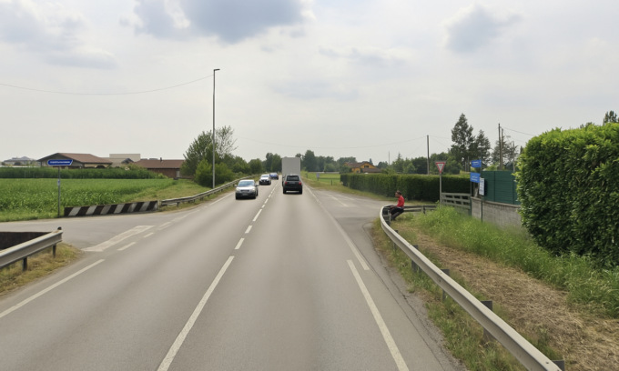 Si schianta con lo scooter a Bagnolo Cremasco, 39enne morto in ospedale