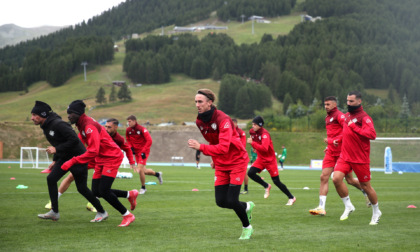 Dopo la preparazione a Livigno, la Cremonese parte forte: vittoria a San Siro contro il Milan