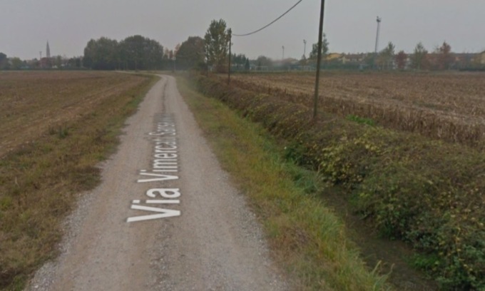 64enne trovato morto in un canale accanto alla sua bici, disposta l’autopsia