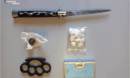 Controllo sulla SP 415: droga e armi nello zaino, denunciati due giovani