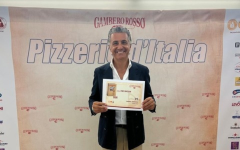 Tra le 100 pizzerie migliori d’Italia della guida 2026 del Gambero Rosso ce n’è una anche in provincia di Cremona