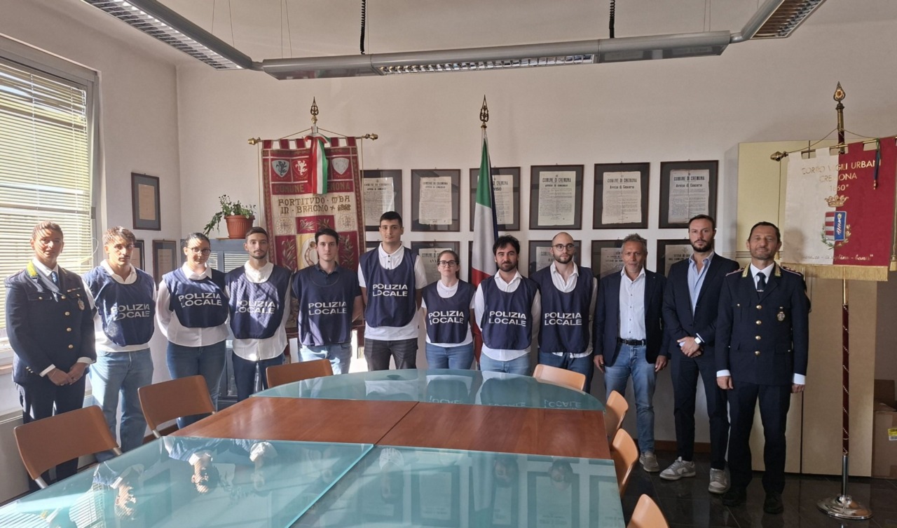 Si rafforza l’organico della Polizia Locale di Cremona con l’assunzione di 9 nuovi agenti