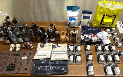 Beccati con oltre 2.700 euro di refurtiva, arrestati tre ladri seriali