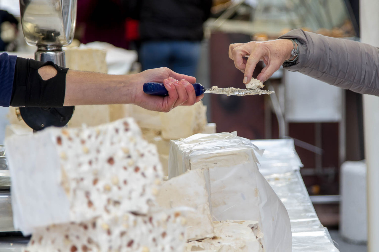 La Festa del Torrone 2025 scalda i motori: Cremona celebra musica, tradizione e dolcezza