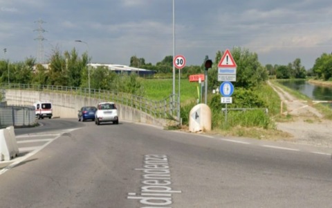 Ciclista 63enne investito a Crema, trasportato in ospedale in elisoccorso