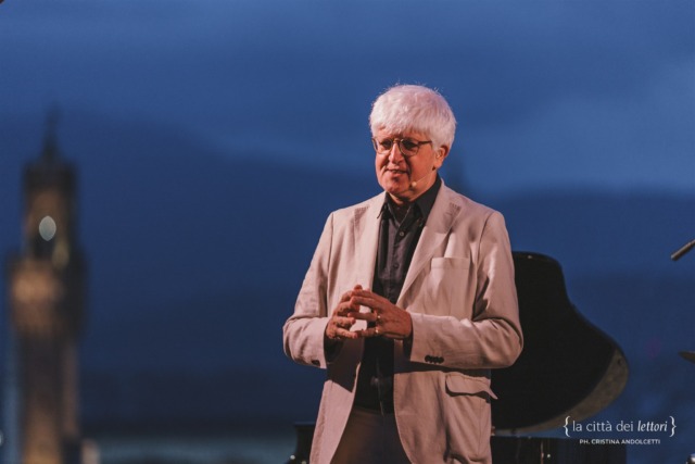 PonchielliLIFE con Beppe Severgnini: il racconto teatrale “L’arte di invecchiare con filosofia”