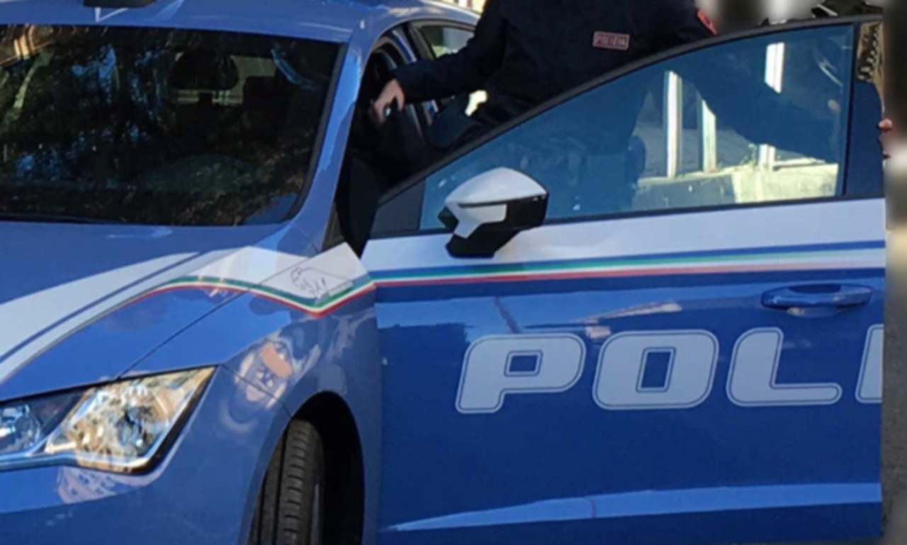 È ai domiciliari per violenze in famiglia, ma esce e va a comprare snack a Cremona