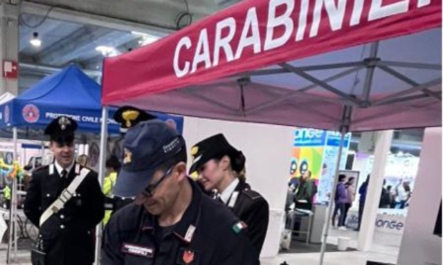 Bullismo, truffe e stupefacenti: lo stand dell’Arma al Petsfestival di Cremona