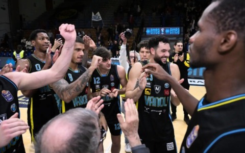 Vanoli Cremona domina Treviso: vittoria netta per 96-79